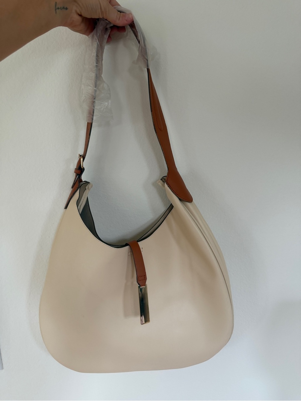 Cream and Tan Curved Leather Shoulder Hobo Bag